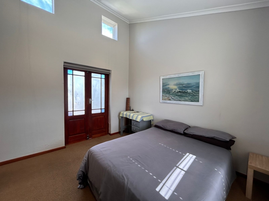 2 Bedroom Property for Sale in Sandbaai Western Cape